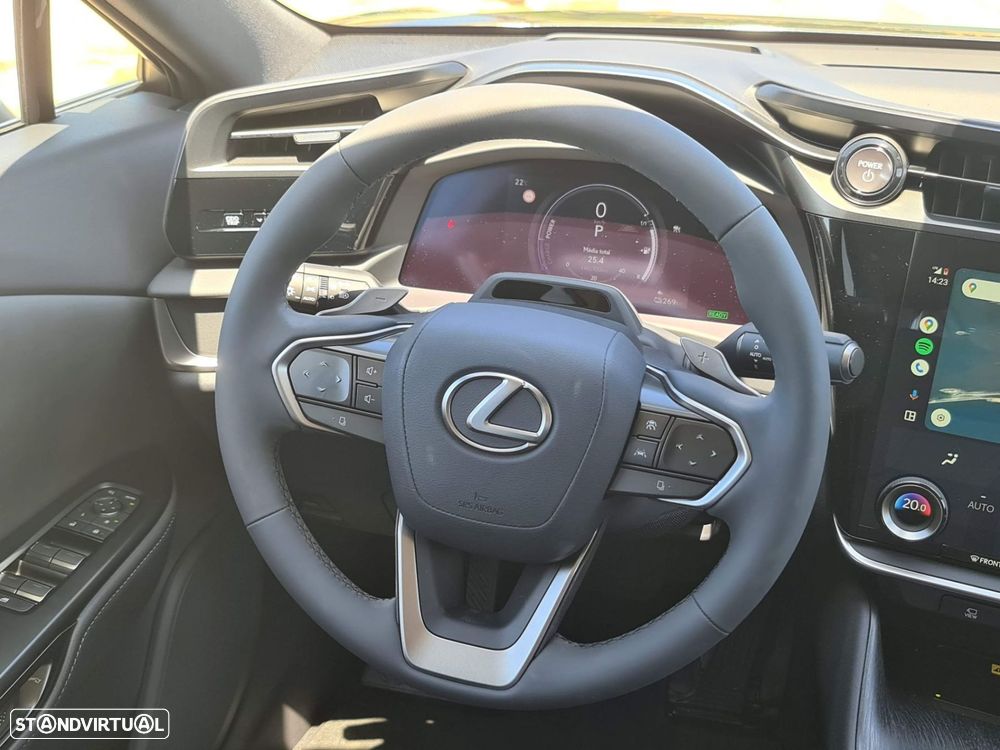 Lexus RZ 450e Executive Plus - 16