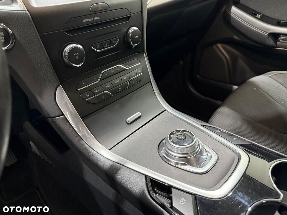 Ford S-Max - 29