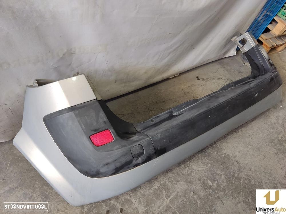 PARA-CHOQUES TRASEIRO RENAULT SCÉNIC II 2004 - - 11
