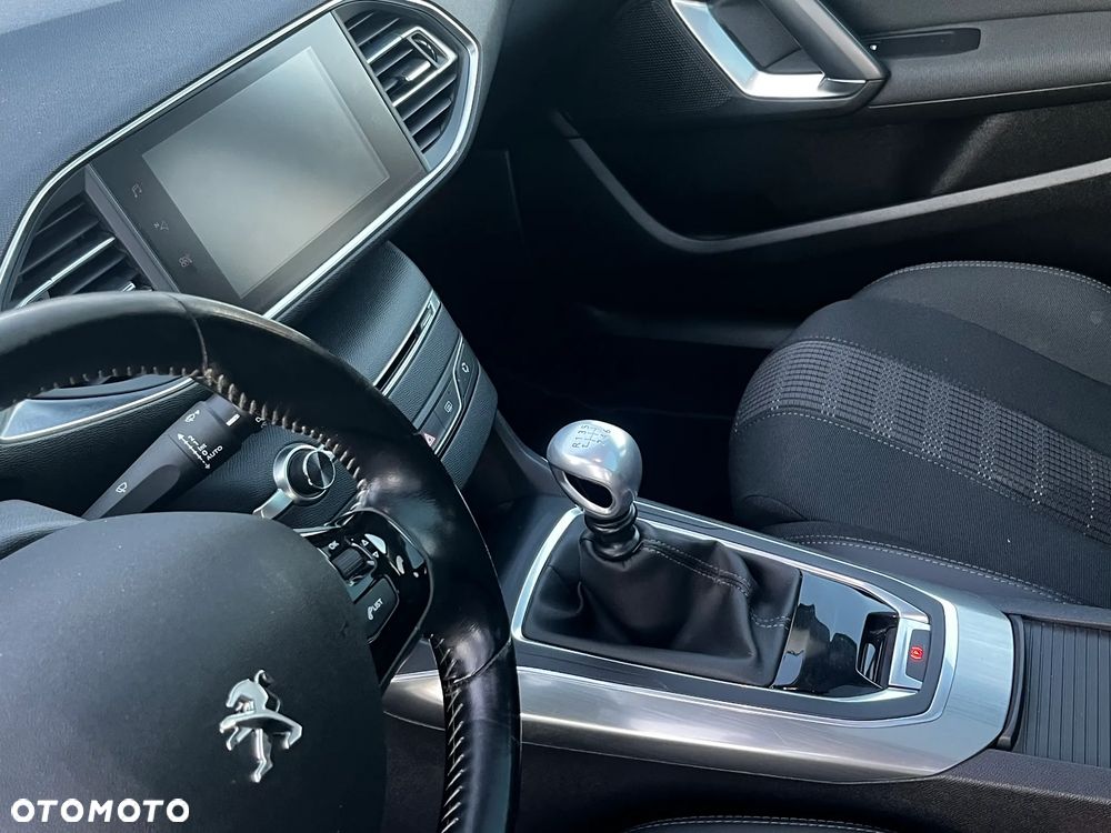 Peugeot 308 BlueHDi FAP 130 Stop & Start Allure Pack - 13