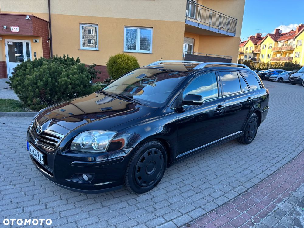 Toyota Avensis 1.8 VVT-i Executive - 4