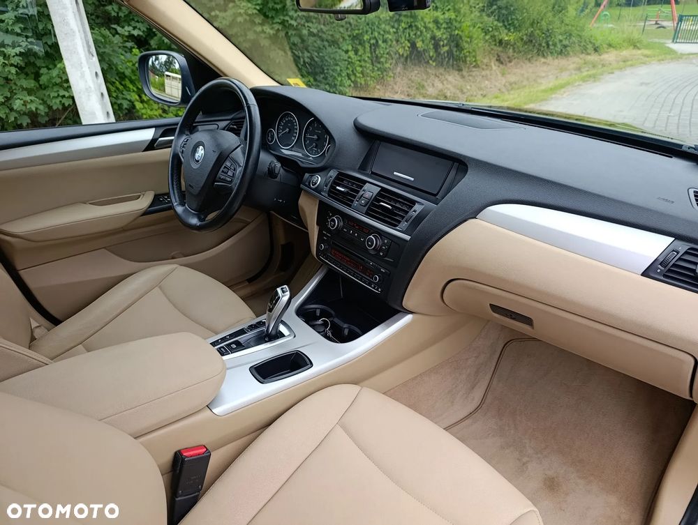 BMW X3 xDrive20i - 20