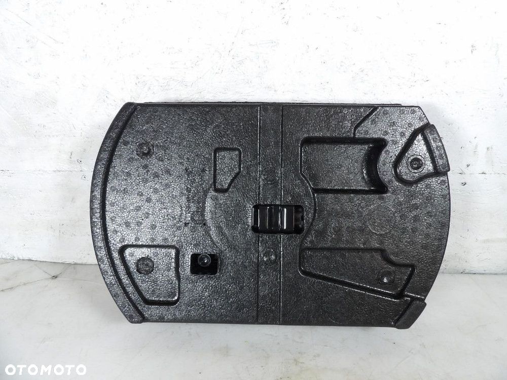 SKODA SUPERB IV 4 KOMBI WKŁAD BAGAŻNIKA 3J0012115A - 2