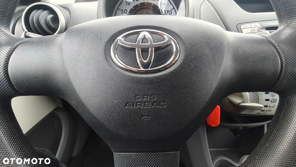 Toyota Aygo Cool - 27