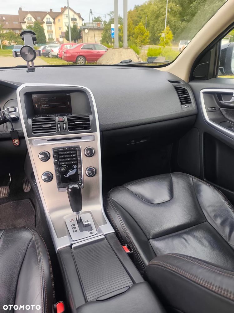 Volvo XC 60 3.2 AWD Summum - 12