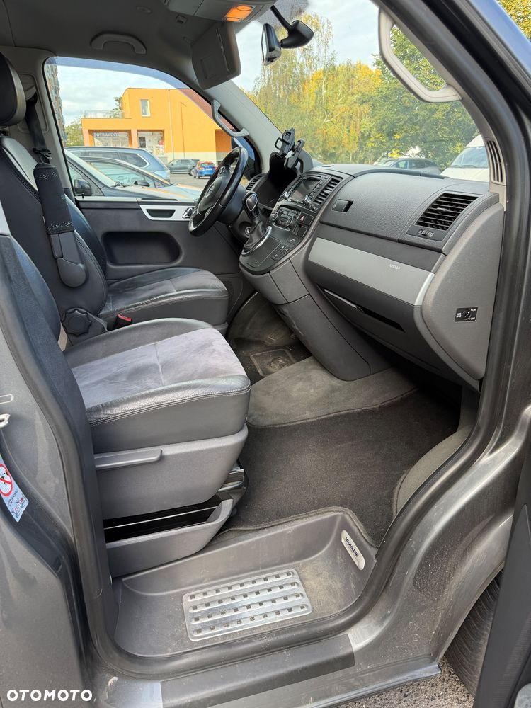 Volkswagen Multivan - 7