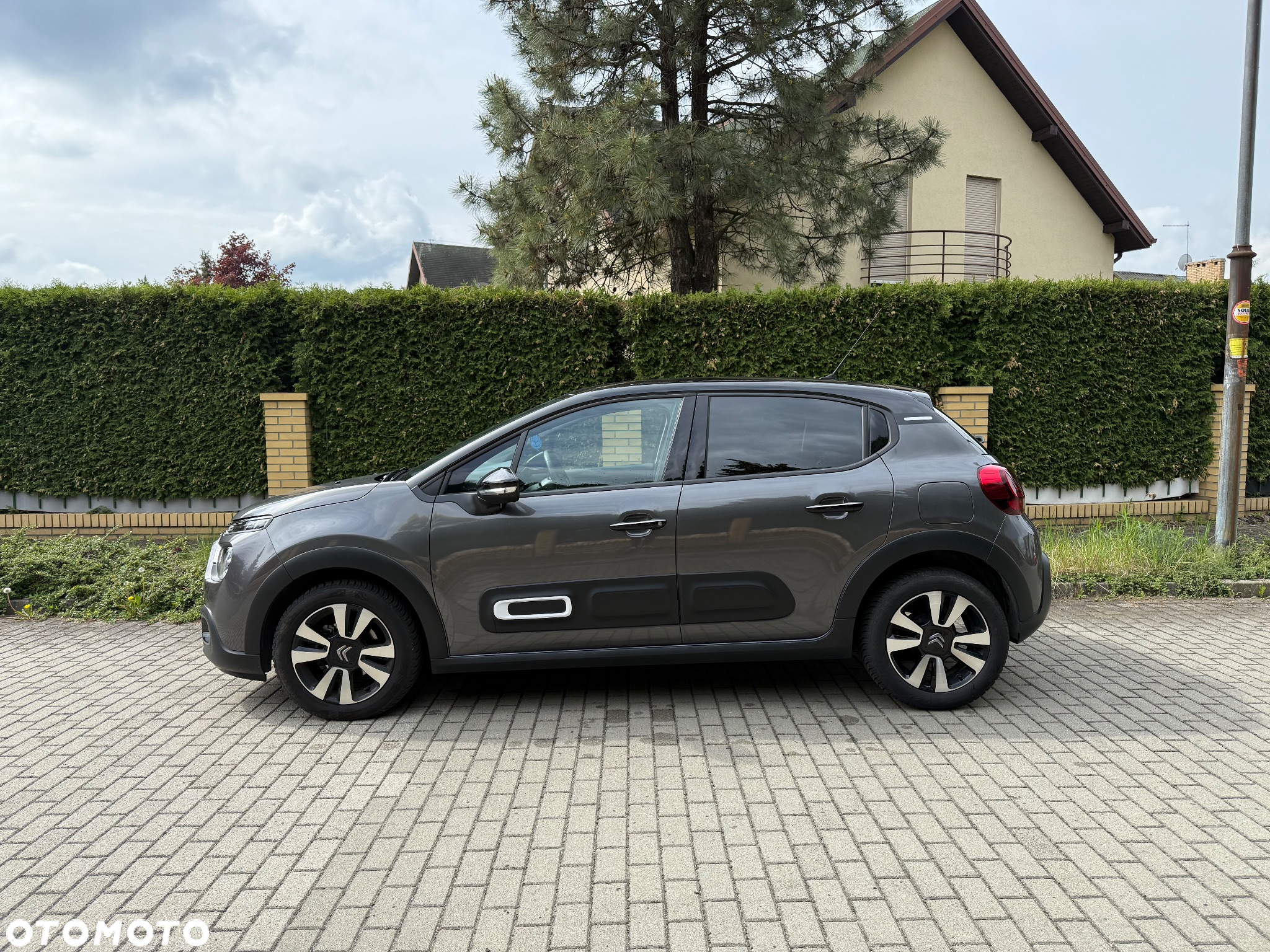Citroën C3 1.2 PureTech Shine - 3