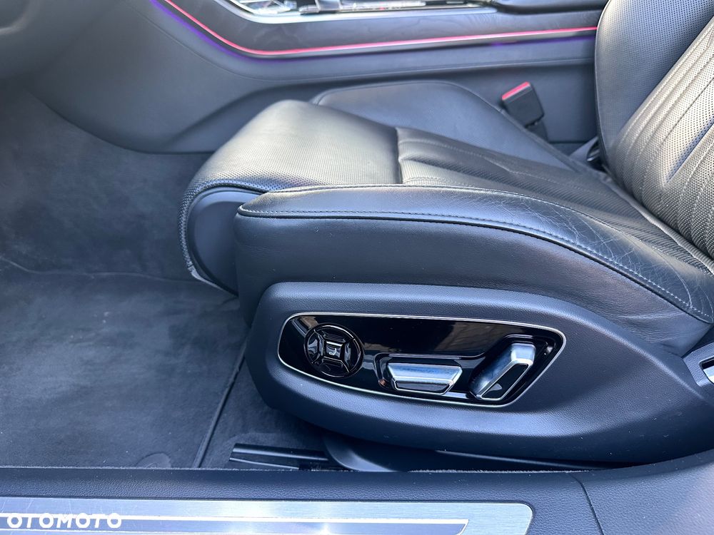 Audi A8 50 TDI quattro tiptronic - 12