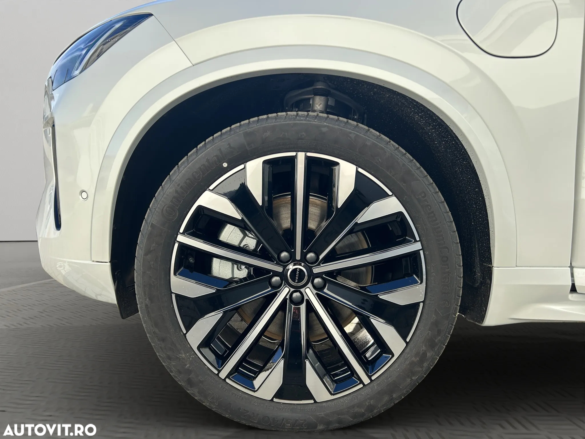 Volvo XC 90 - 21