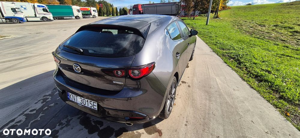 Mazda 3 - 16
