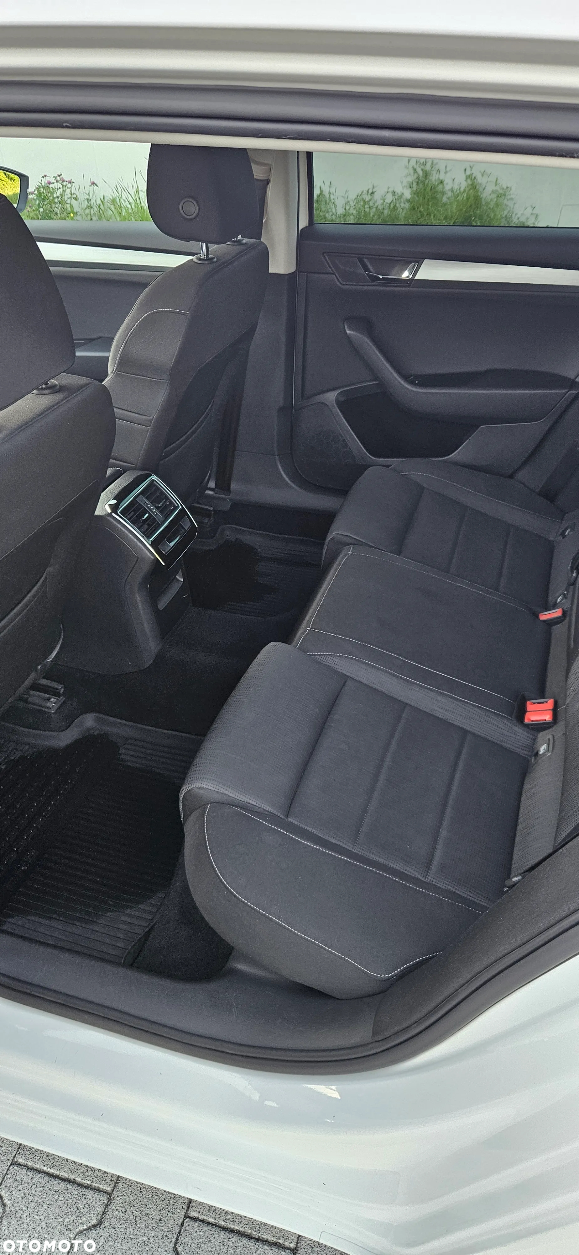 Skoda Superb 1.6 TDI Style - 14