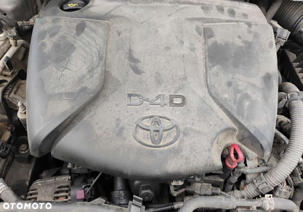 Toyota Avensis - 22