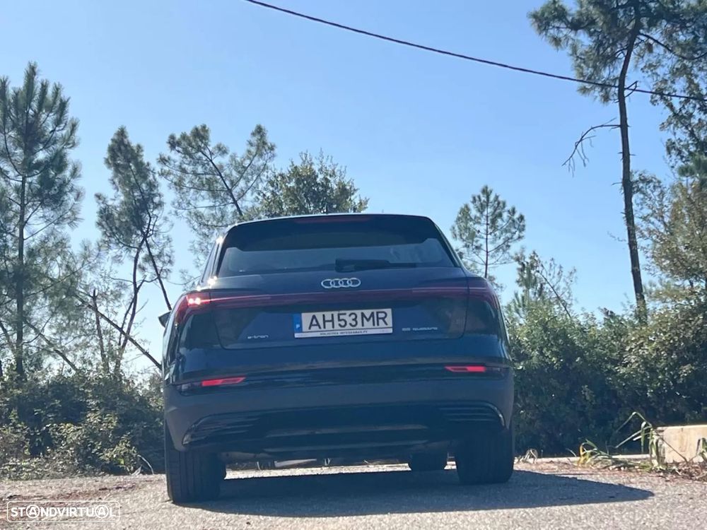 Audi e-tron - 50
