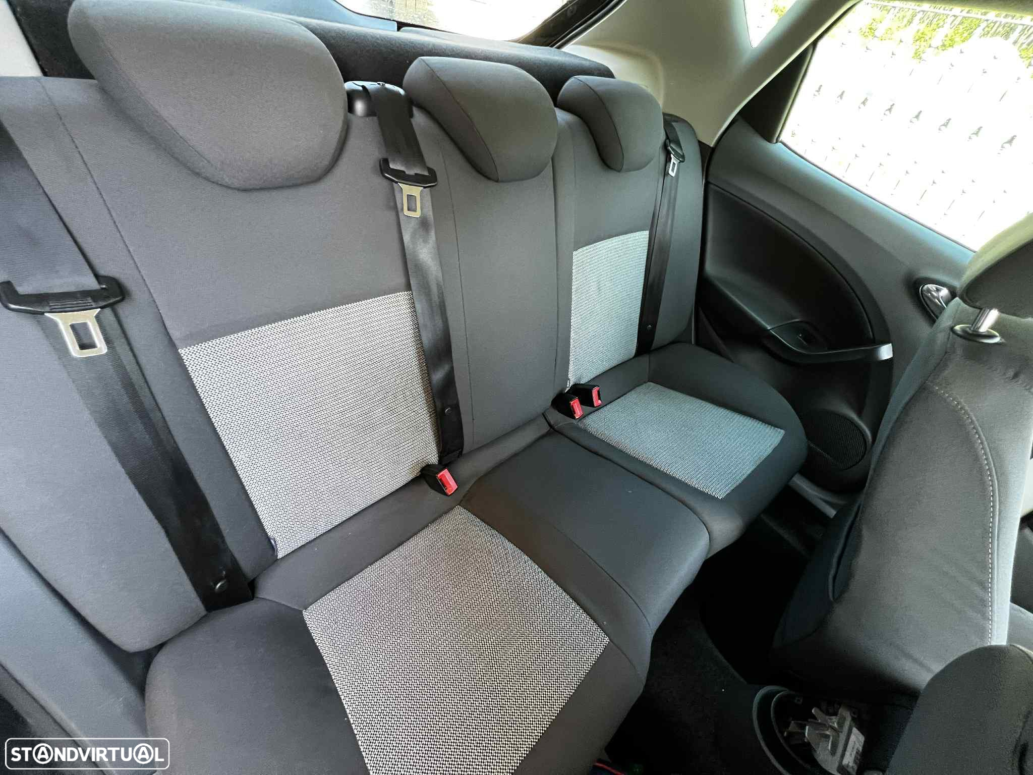 SEAT Ibiza 1.9 TDi Reference DPF - 13