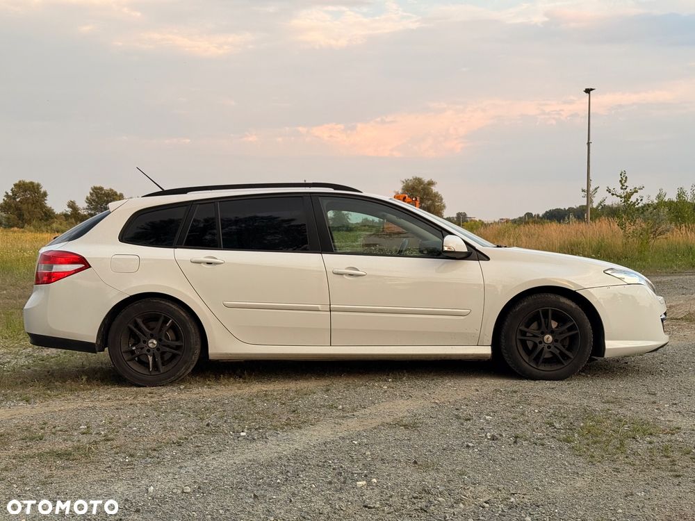 Renault Laguna 1.5 dCi Authentique - 6