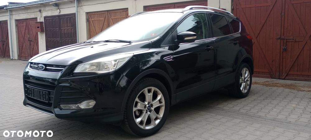 Ford Kuga 1.6 EcoBoost 2x4 Titanium - 1