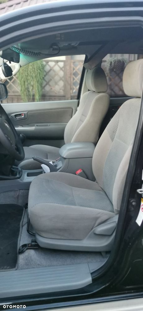 Toyota Hilux 3.0 D-4D SR5-X Platinium - 26