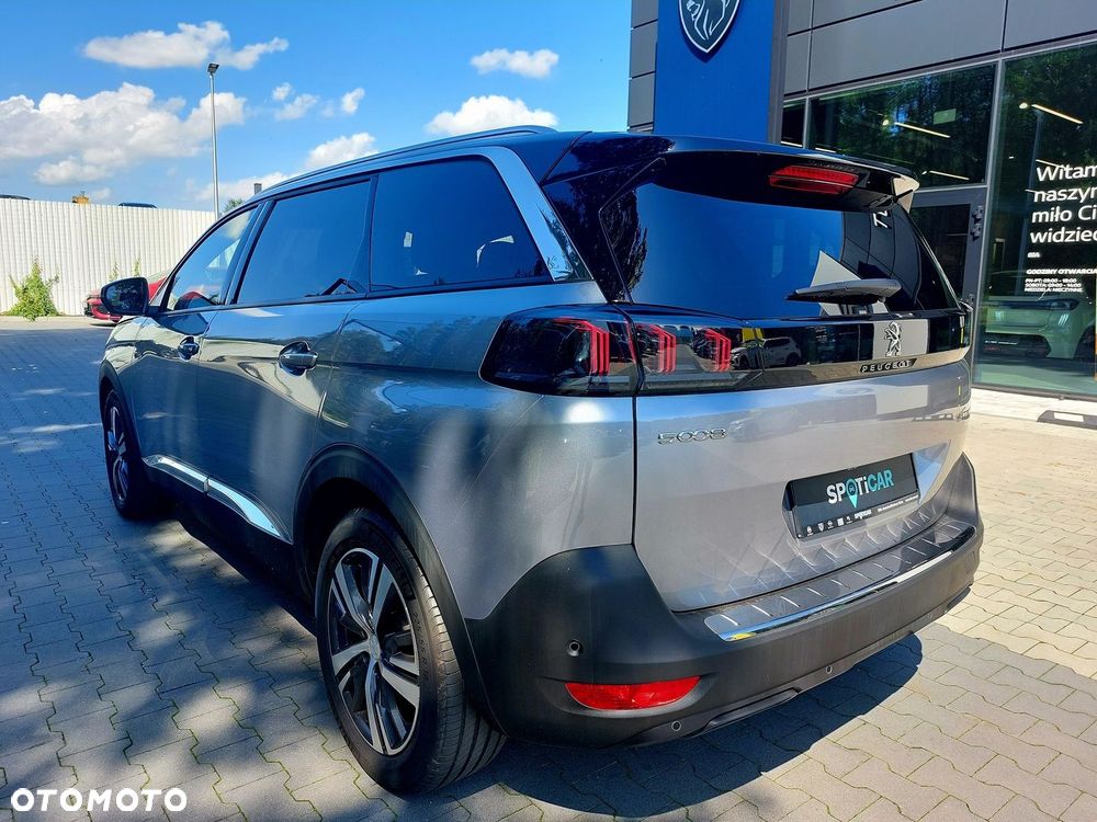 Peugeot 5008 - 3