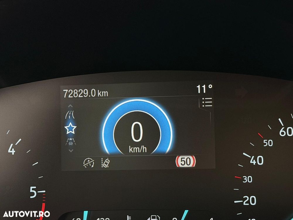 Ford Focus 2.0 EcoBlue Titanium - 29