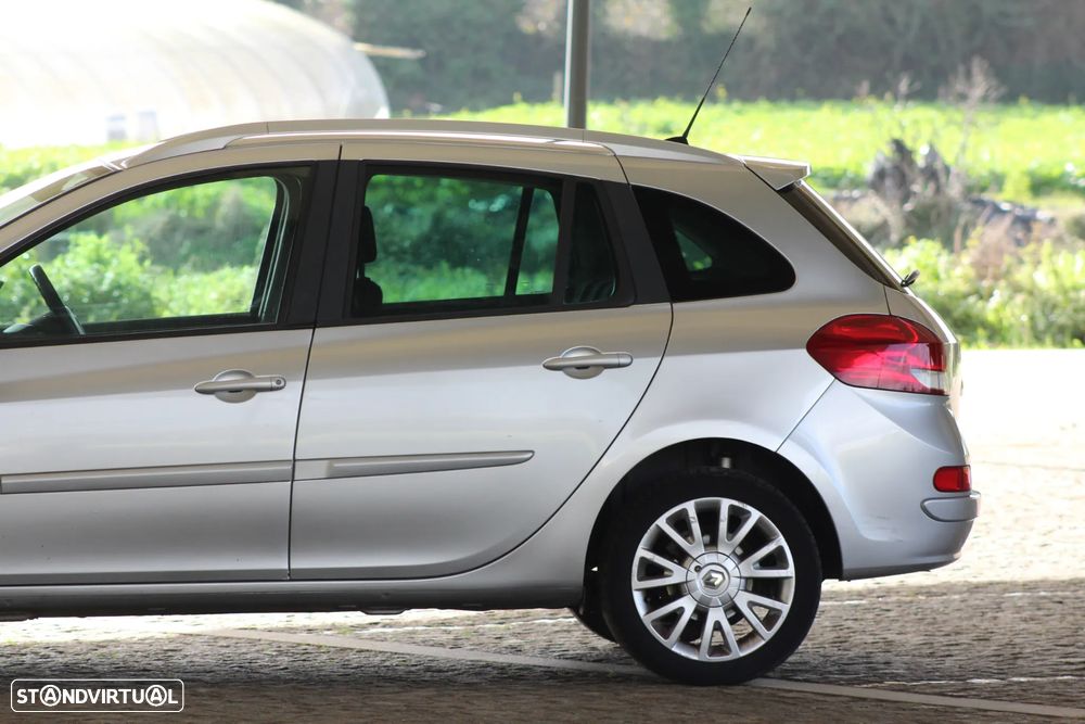 Renault Clio Break 1.5 dCi Dynamique S - 14