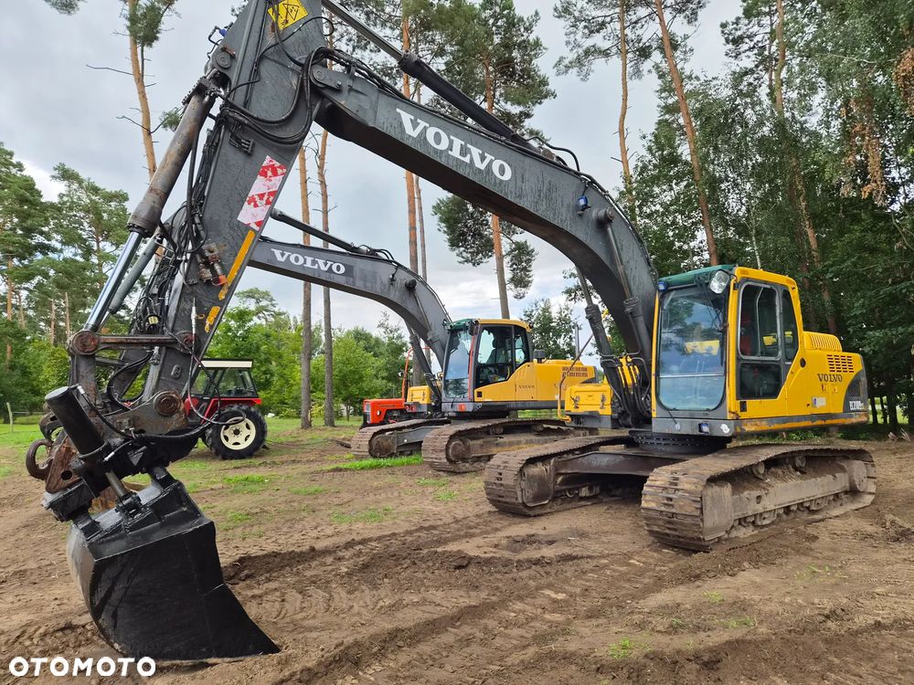 Volvo EC210Blc - 4
