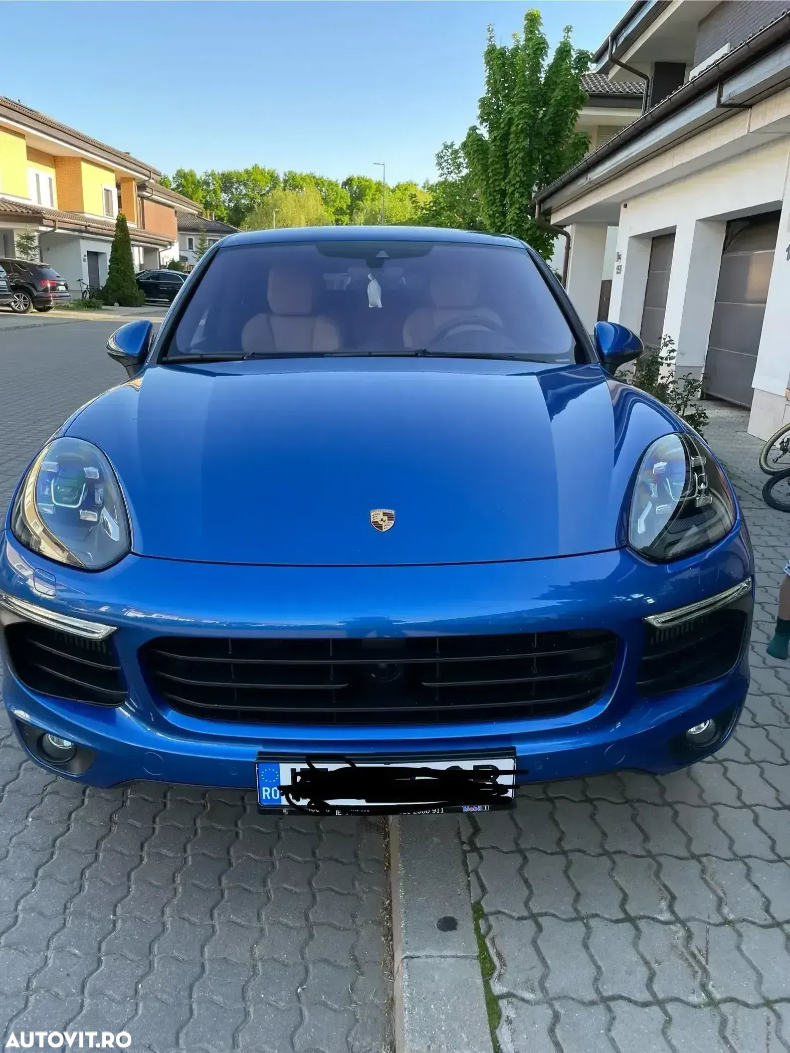 Porsche Cayenne 3.0 L - 7