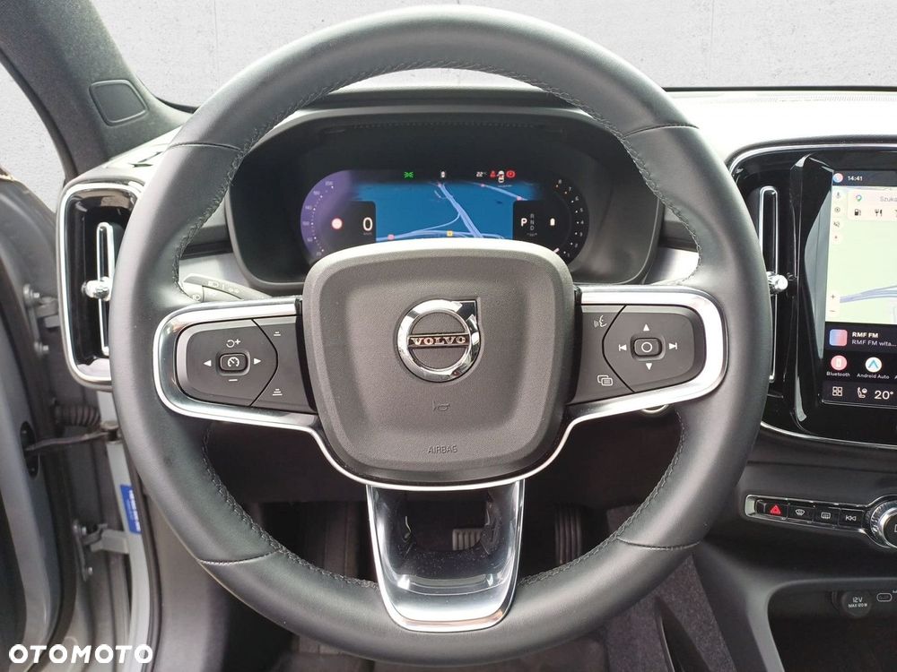 Volvo XC 40 - 22