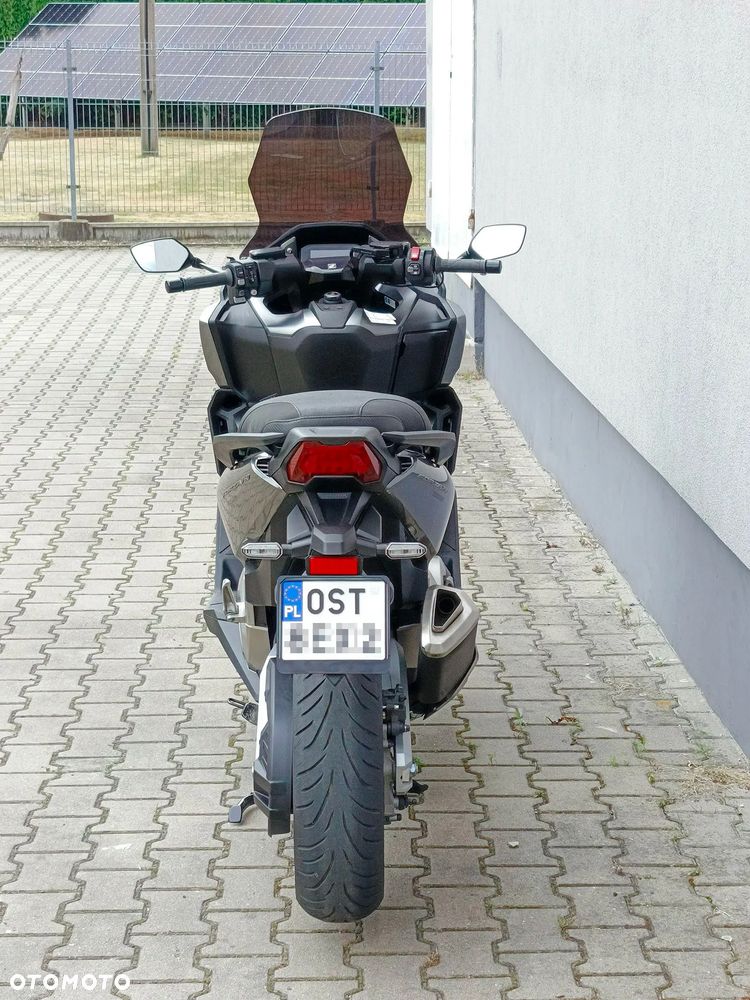 Honda NSS - 4