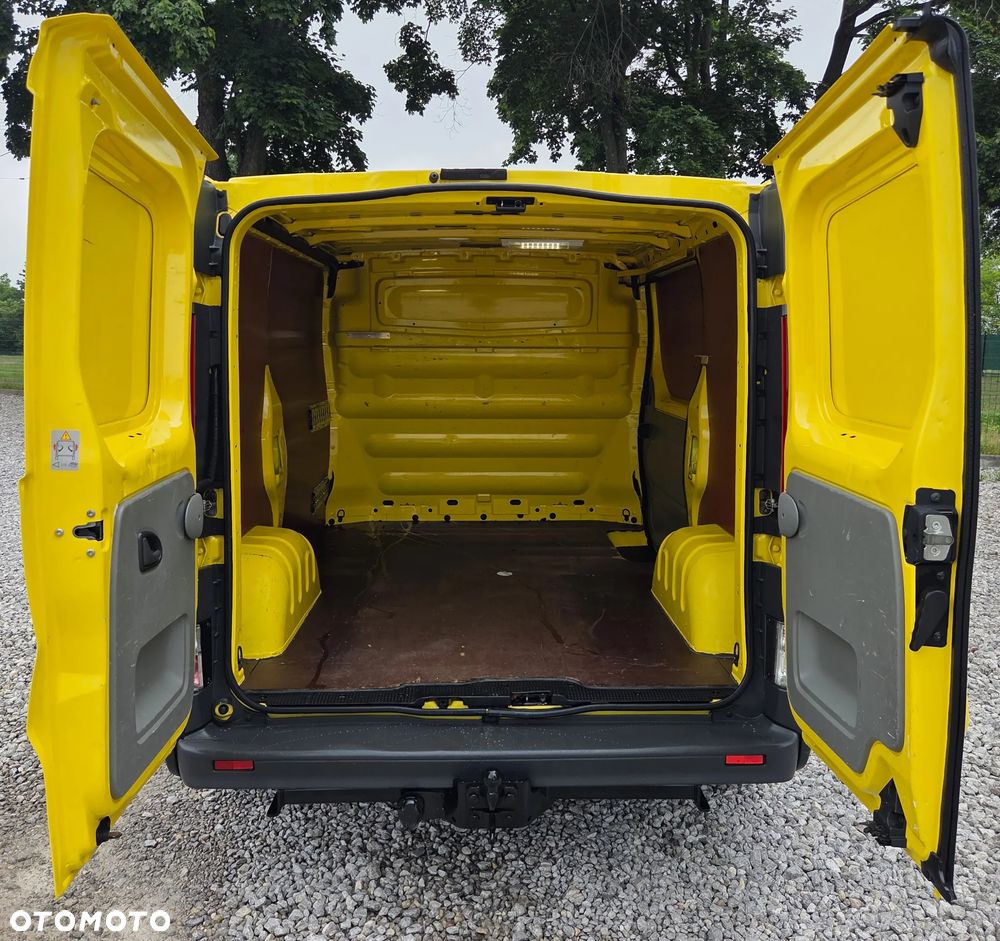 Opel Vivaro - 12