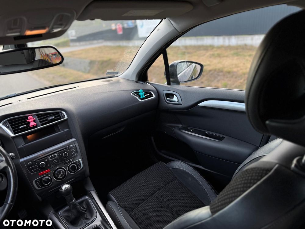 Citroën C4 1.6 VTi Exclusive - 6