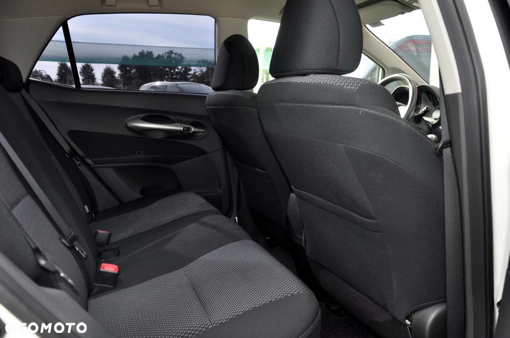Toyota Auris 1.6 Edition - 31