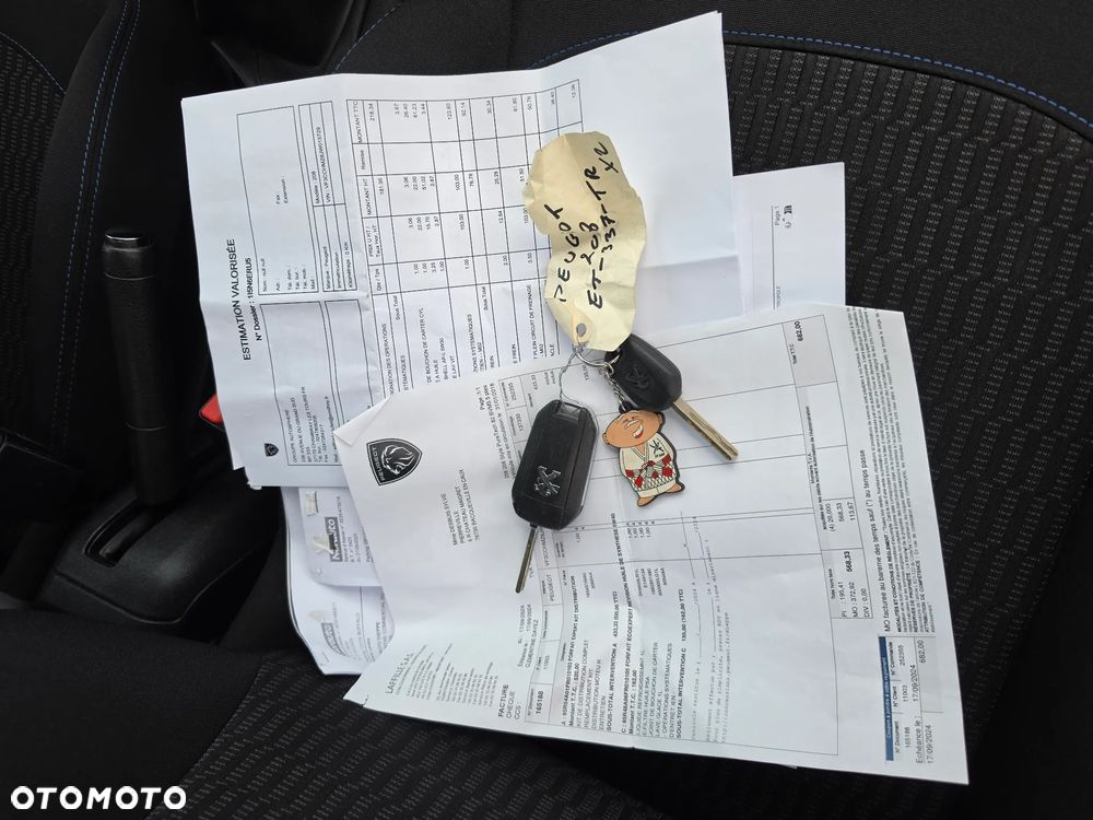 Peugeot 208 1.2 PureTech Style - 9