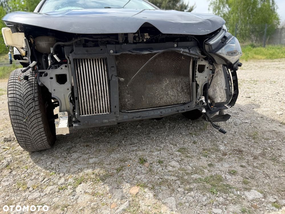 Citroën C4 BlueHDi 110 Stop&Start FEEL - 18