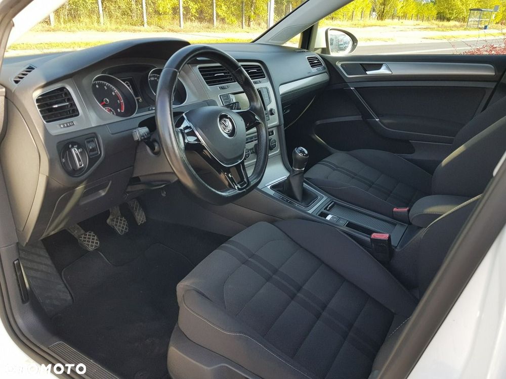 Volkswagen Golf 1.4 TSI BMT Comfortline - 10