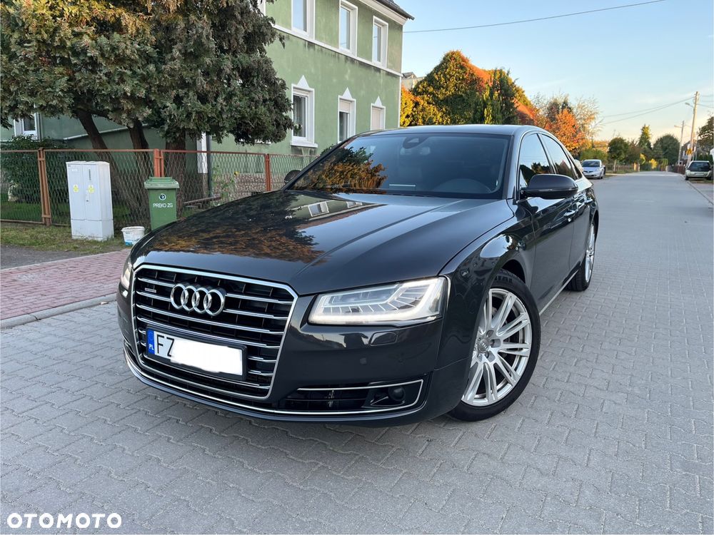 Audi A8 3.0 TDI DPF clean diesel quattro tiptronic - 1
