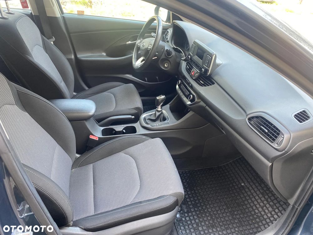 Toyota Yaris Cross Hybrid 1.5 Adventure - 21