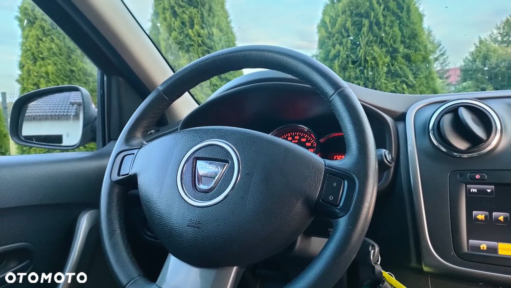 Dacia Duster dCi 90 FAP 4x2 Ambiance - 14
