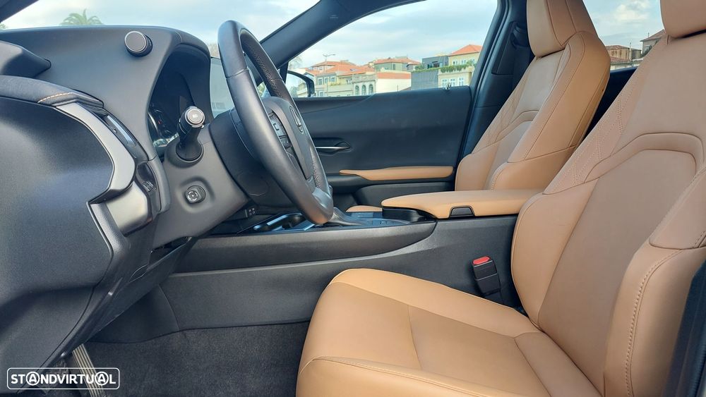 Lexus UX 250h Sport (Ecrã 12.3) - 10