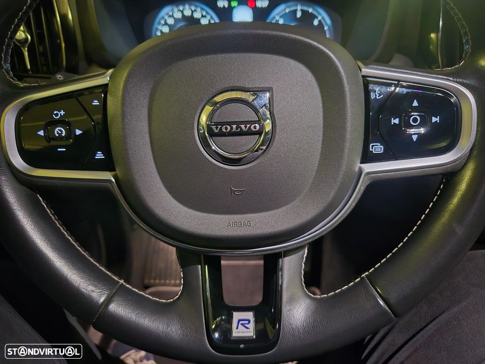 Volvo XC 60 2.0 D4 R-Design Geartronic - 14