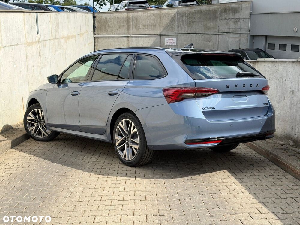 Skoda Octavia 1.5 TSI mHEV Sportline DSG - 6