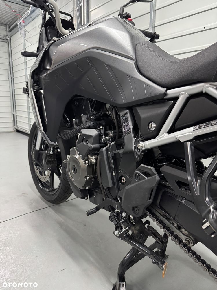Suzuki V-STROM - 13