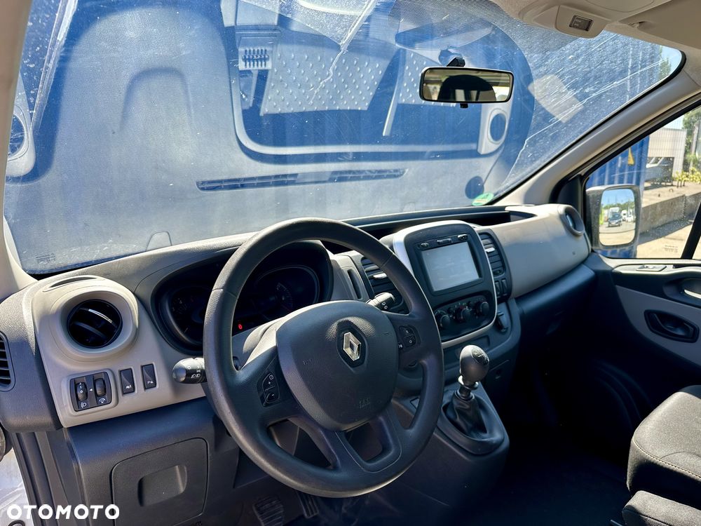 Renault Trafic - 8