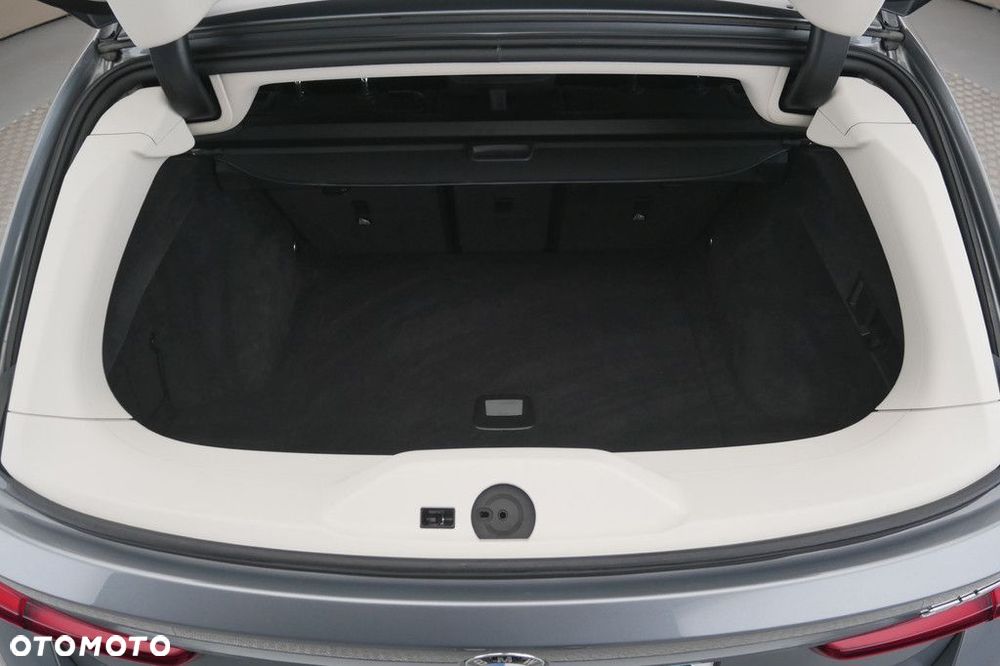 BMW Seria 3 - 17