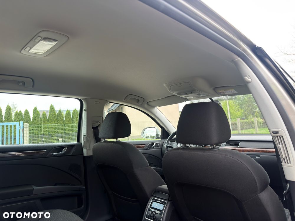 Skoda Superb 2.0 TDI Elegance DSG - 27