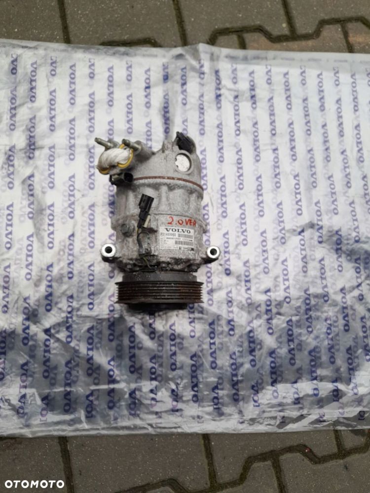 KOMPRESOR KLIMY 31469968 VOLVO 2.0D3 VEA 2016R - 2