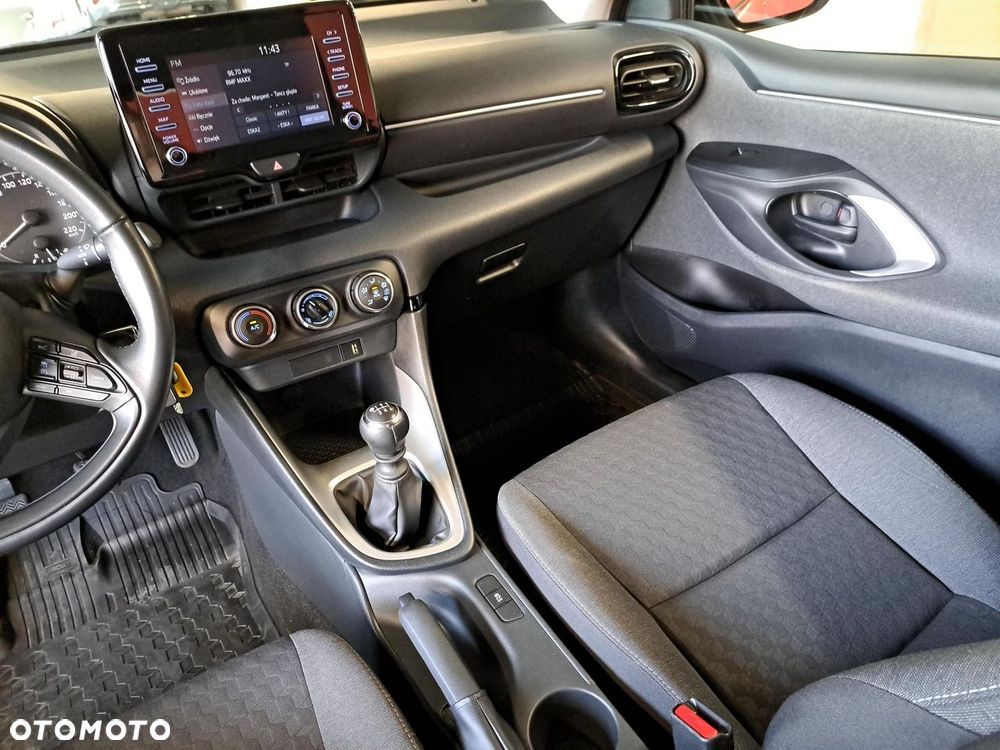 Toyota Yaris - 27