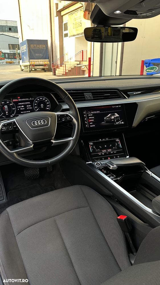 Audi e-tron 50 quattro - 16