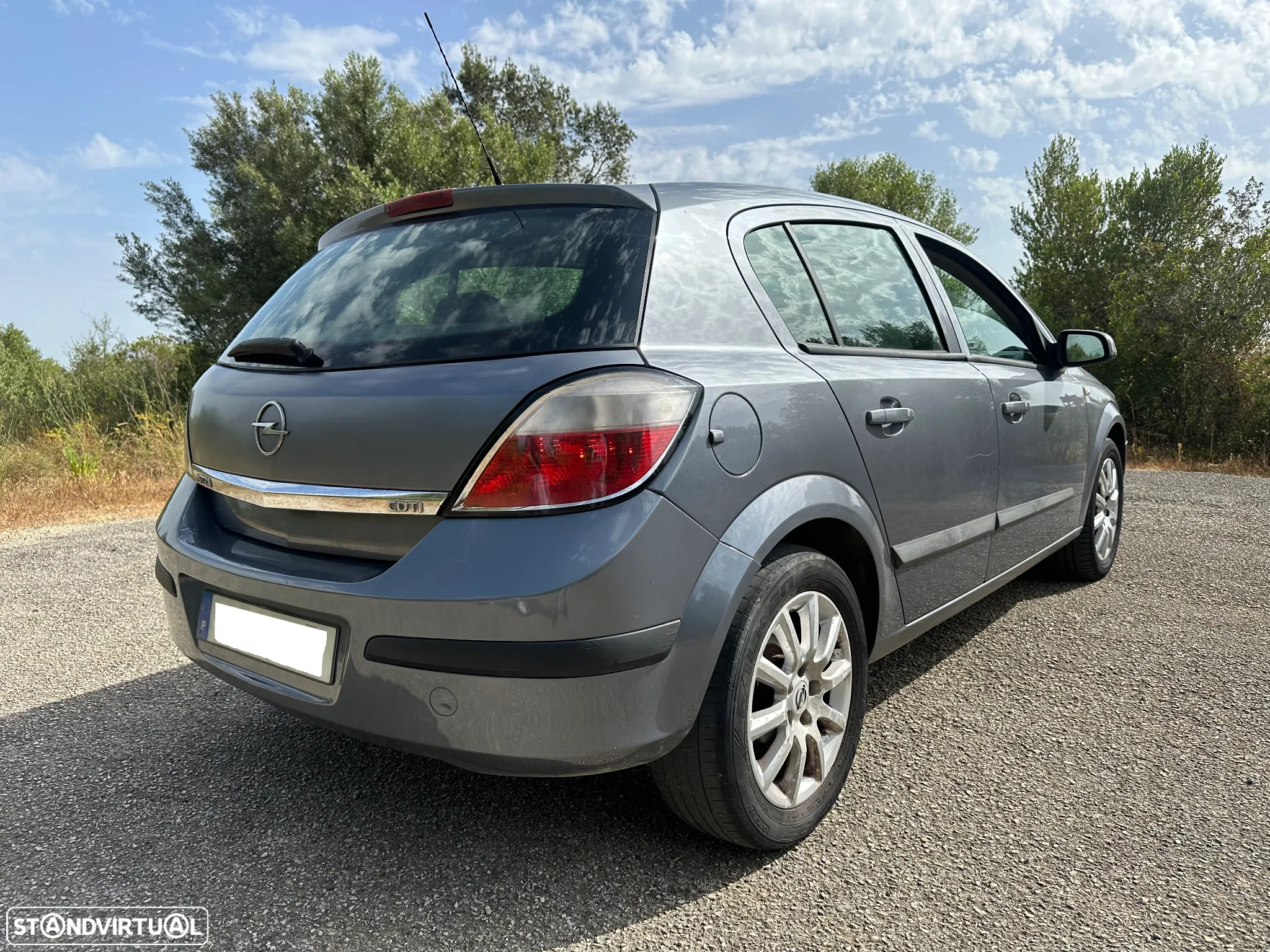 Opel Astra 1.3 CDTi Edition - 4