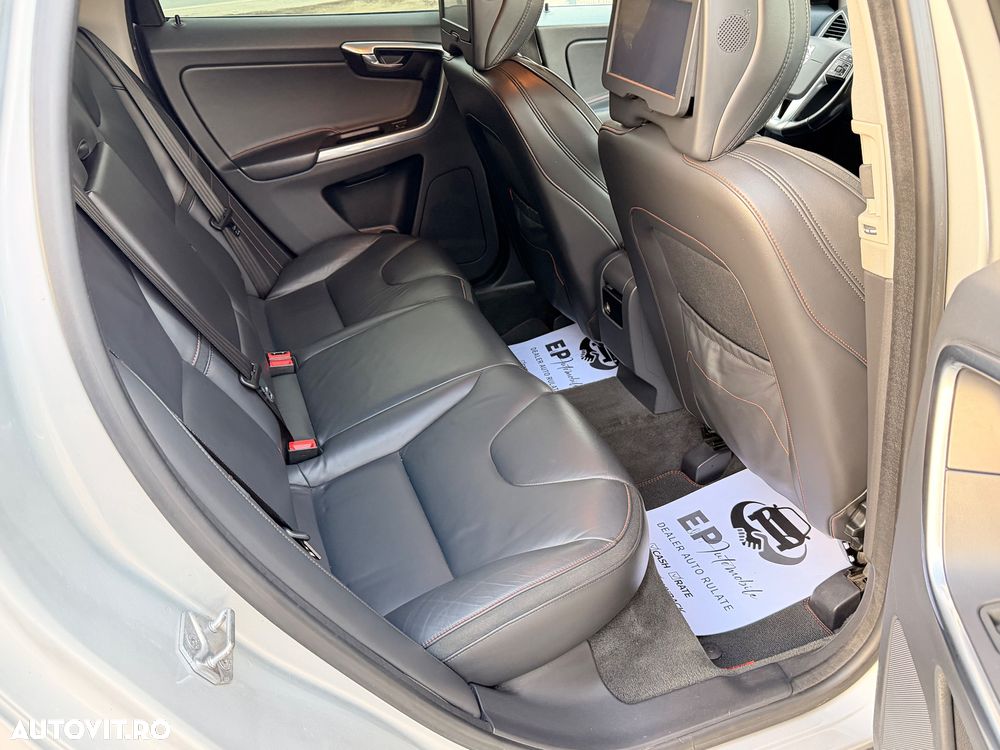 Volvo XC 60 D4 Ocean Race - 13