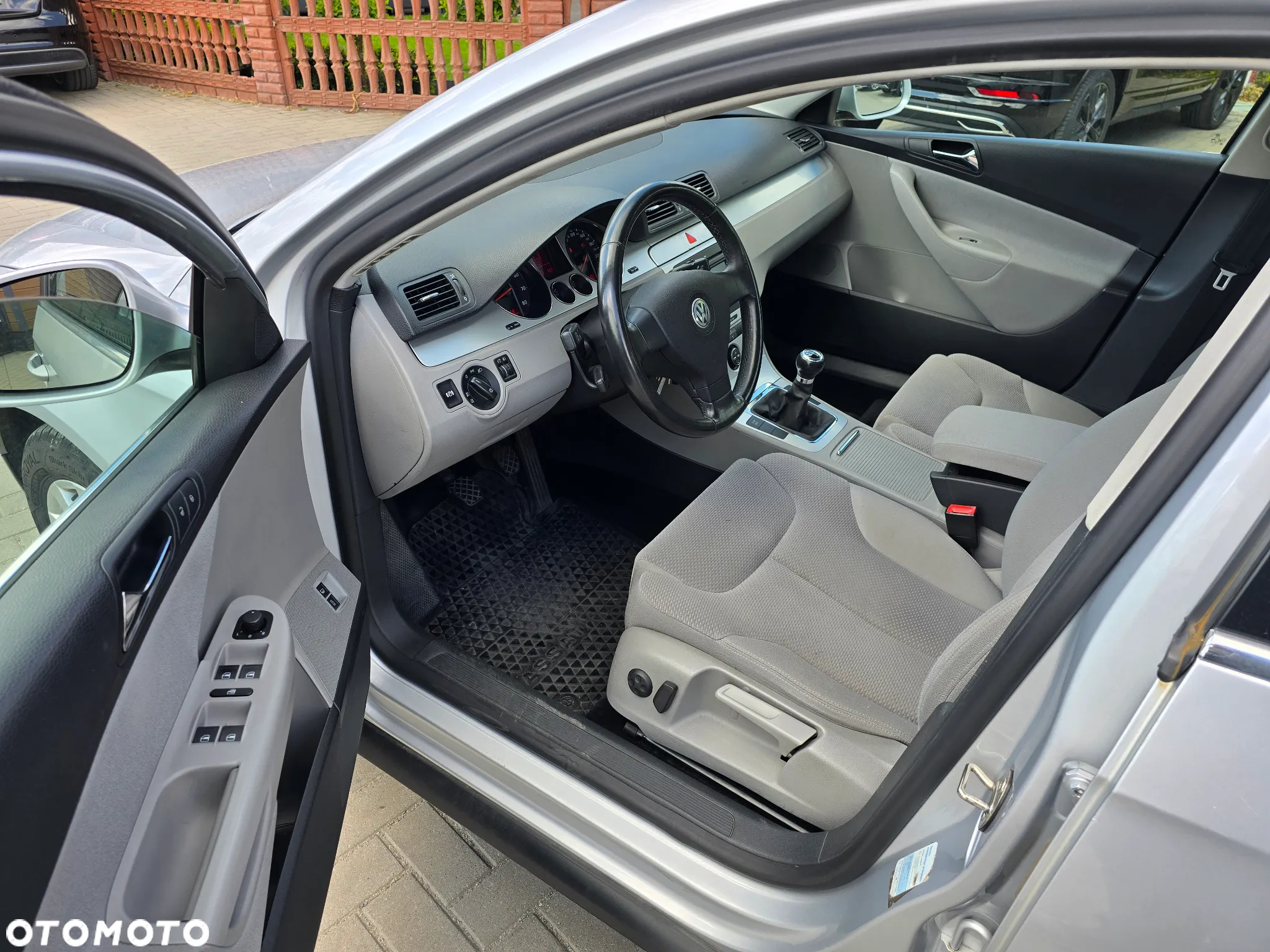 Volkswagen Passat - 8
